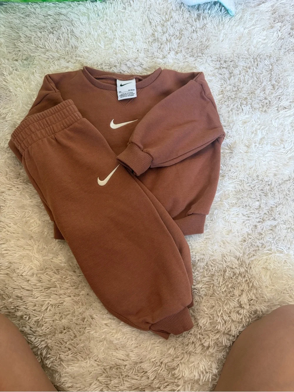 Nike Kids Rust Brown Sweatshirt & Joggers Set